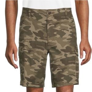Sz 40 New Men Cargo Green Camo Shorts At the knee